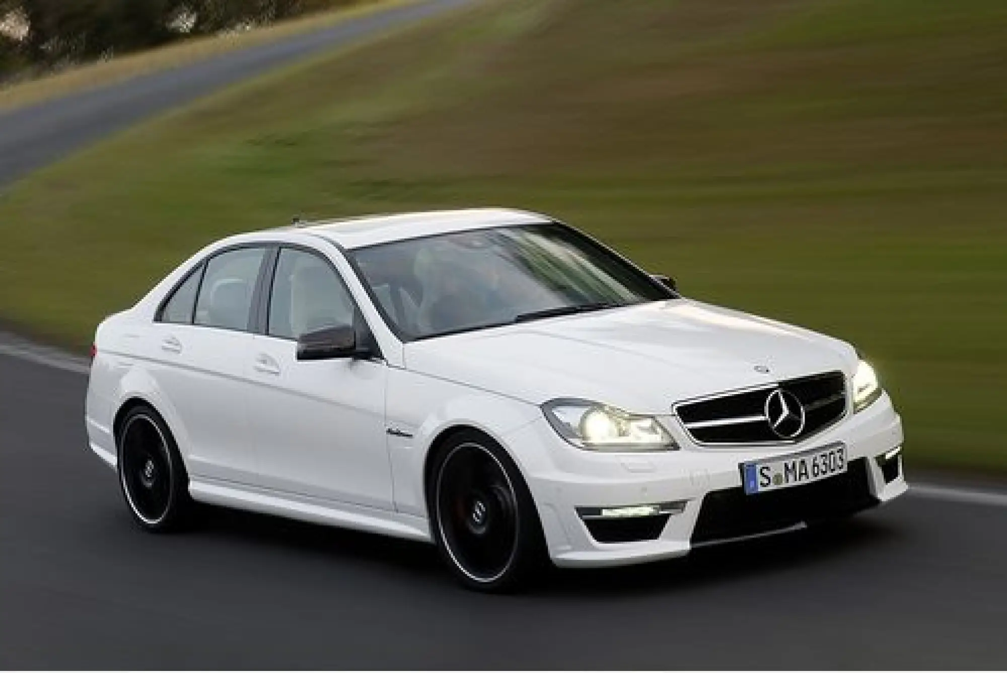 Mercedes Classe C63 AMG restyling - 20