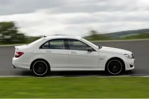 Mercedes Classe C63 AMG restyling - 22