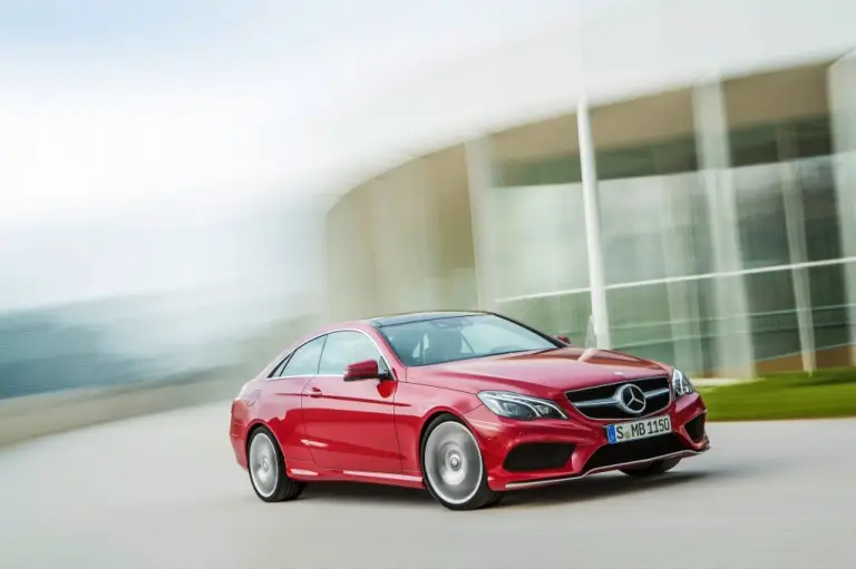 Mercedes Classe E 2014 coupe e cabrio - 26