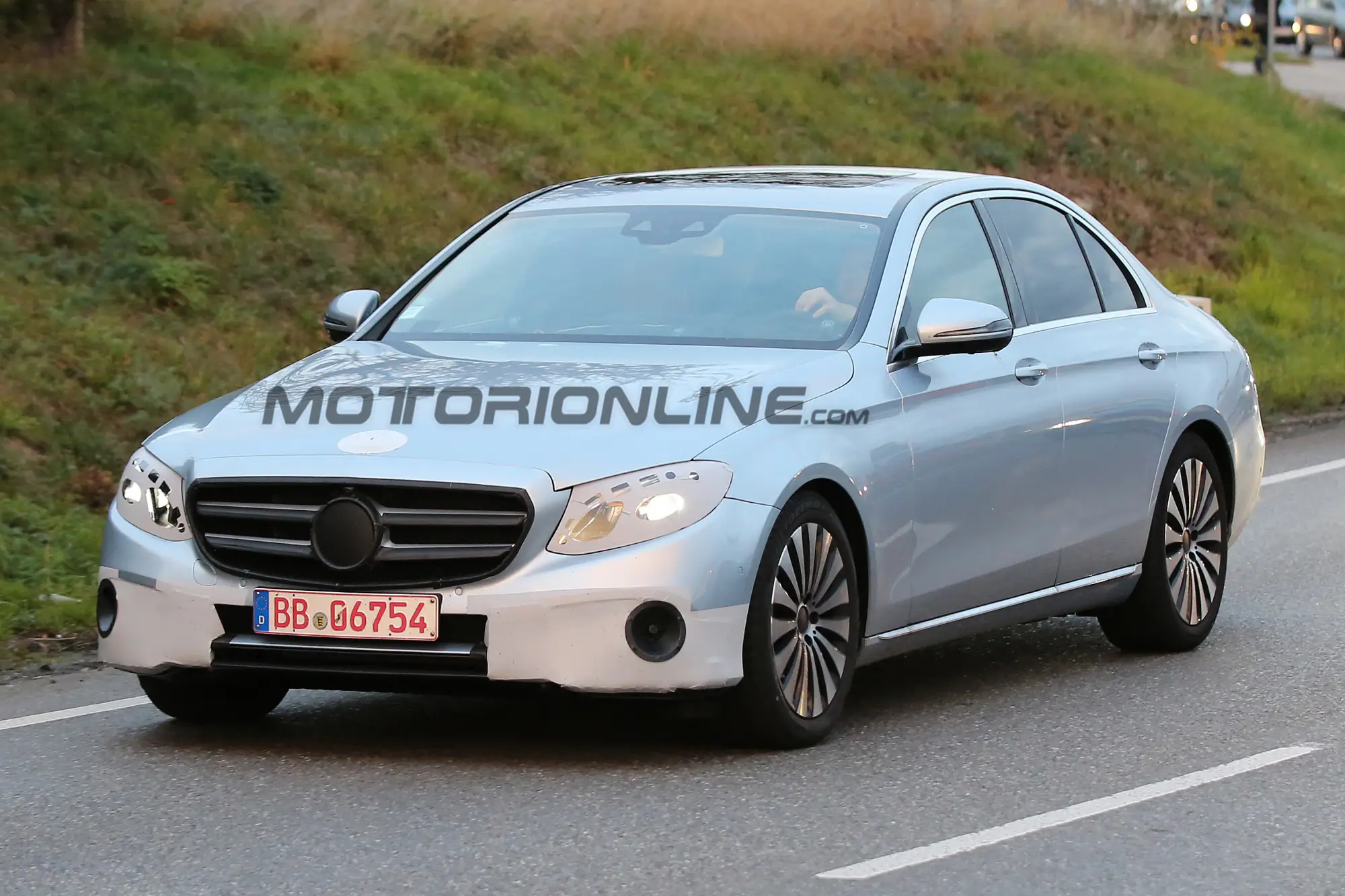 Mercedes Classe E 2016 - Foto spia 02-11-2015 - 1