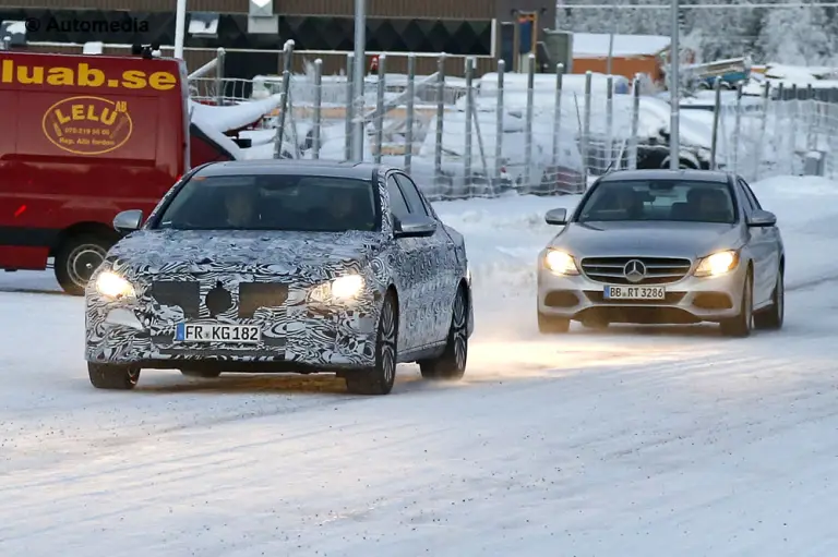 Mercedes Classe E 2016 - Foto spia 18-12-2014 - 1