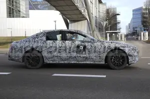 Mercedes Classe E 2024 - Foto Spia 11-01-2022
