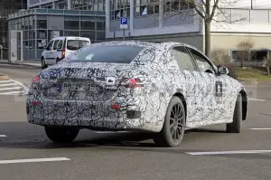 Mercedes Classe E 2024 - Foto Spia 11-01-2022