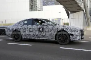 Mercedes Classe E 2024 - Foto Spia 11-01-2022