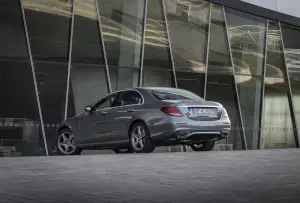 Mercedes Classe E 300 de - Prova su Strada in anteprima