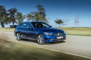 Mercedes Classe E 300 de - Prova su Strada in anteprima - 14