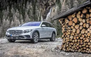 Mercedes Classe E 4Matic All-Terrain 2017 - 14