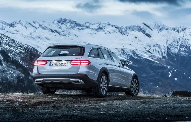 Mercedes Classe E 4Matic All-Terrain 2017 - 24