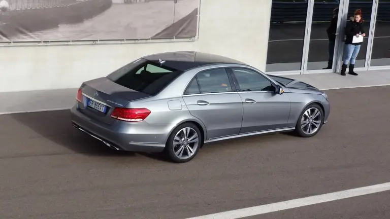 Mercedes Classe E BlueTEC Hybrid - Primo contatto - 24