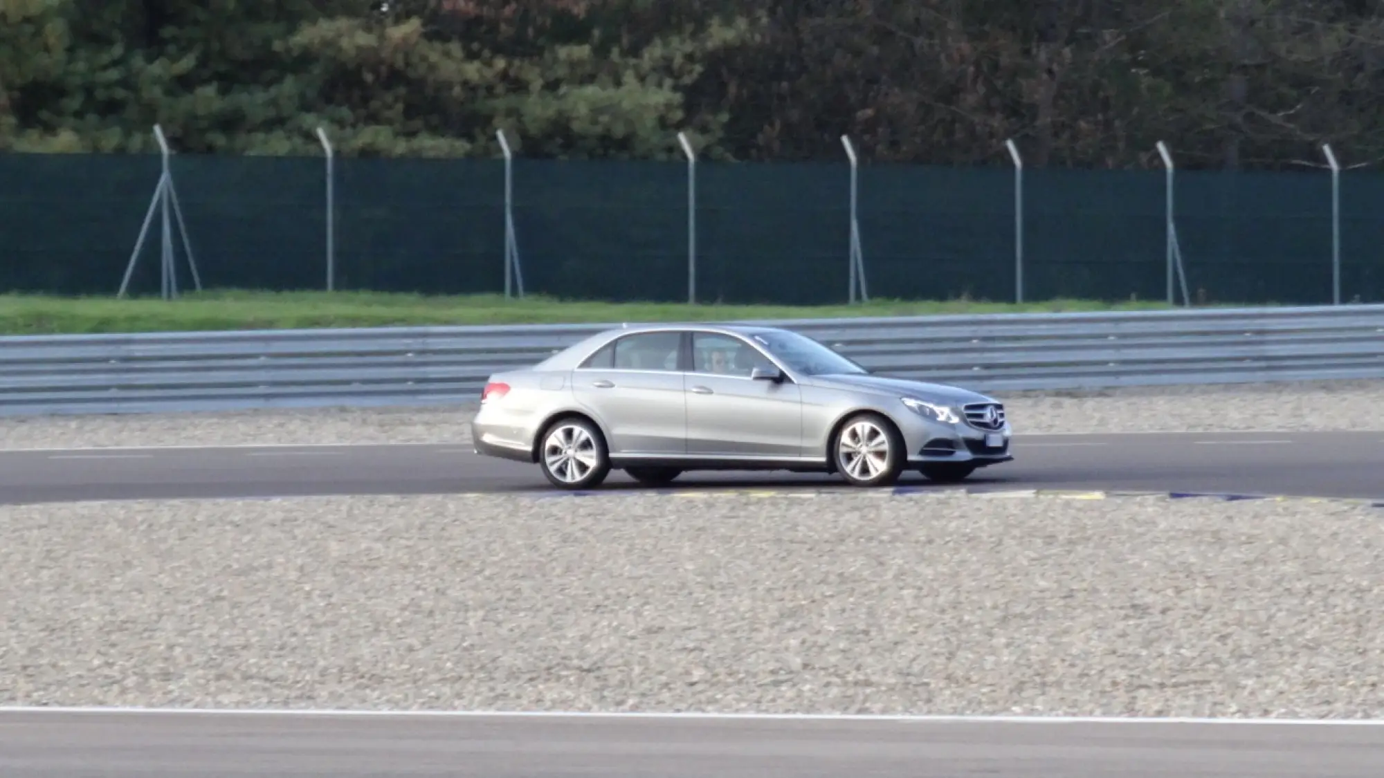 Mercedes Classe E BlueTEC Hybrid - Primo contatto - 46
