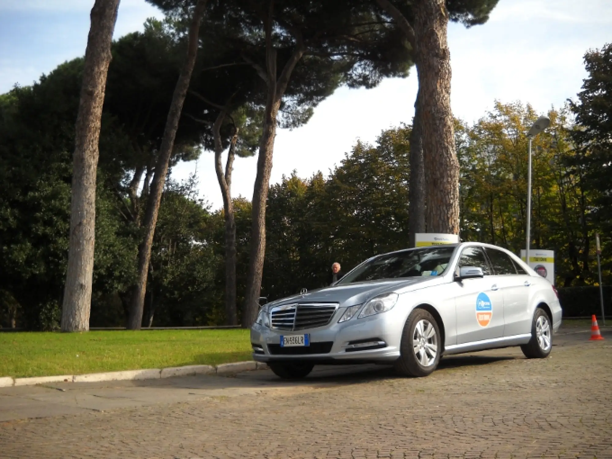 Mercedes Classe E BlueTECH Hybrid H2Roma - 5