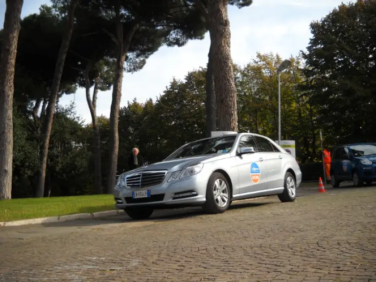 Mercedes Classe E BlueTECH Hybrid H2Roma - 6