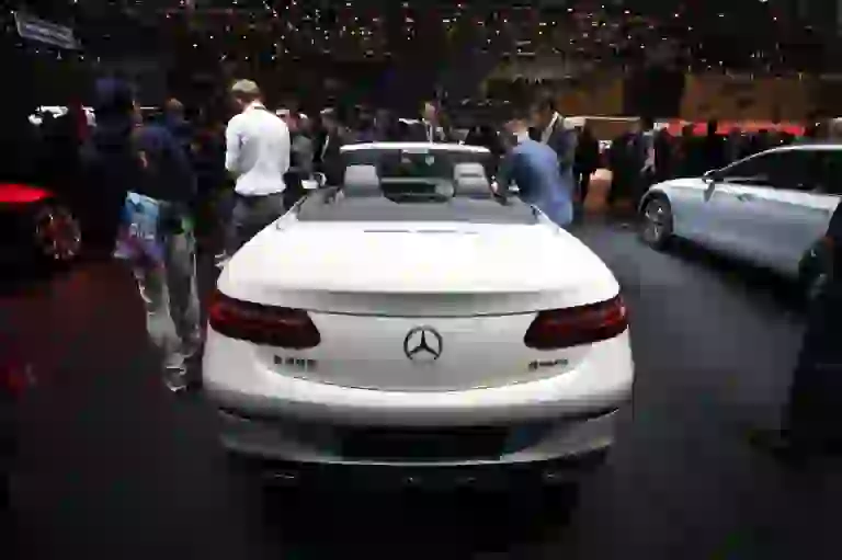 Mercedes Classe E Cabrio Foto Live - Salone di Ginevra 2017 - 4