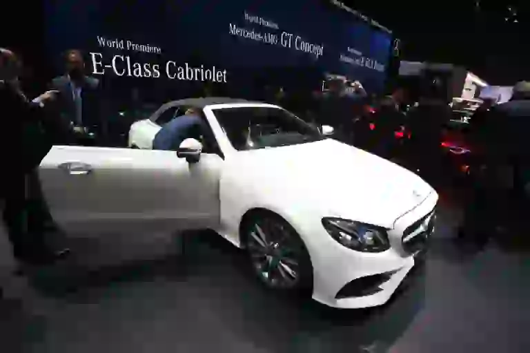 Mercedes Classe E Cabrio Foto Live - Salone di Ginevra 2017 - 6
