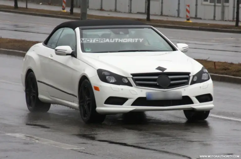 Foto spia Mercedes Classe E Cabrio - 25