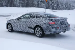 Mercedes Classe E Coupe 2018 - Foto spia 02-02-2016