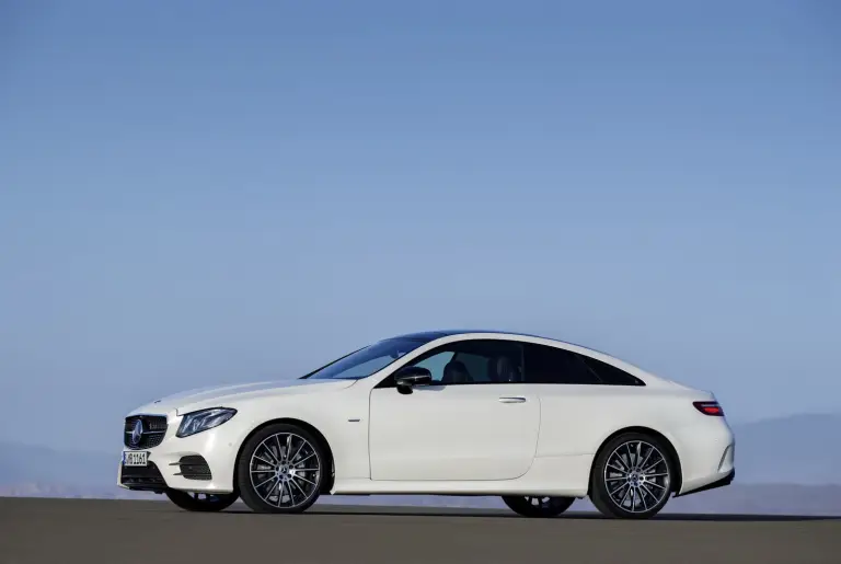 Mercedes Classe E Coupe - 37