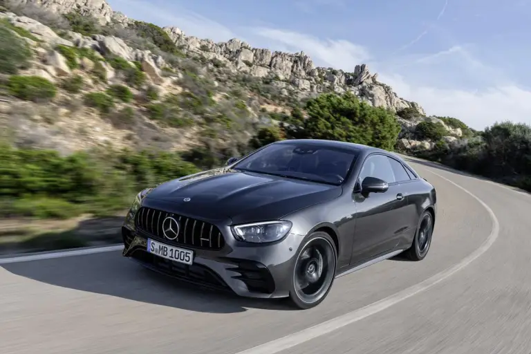 Mercedes Classe E Coupe e Cabrio 2020 - 33