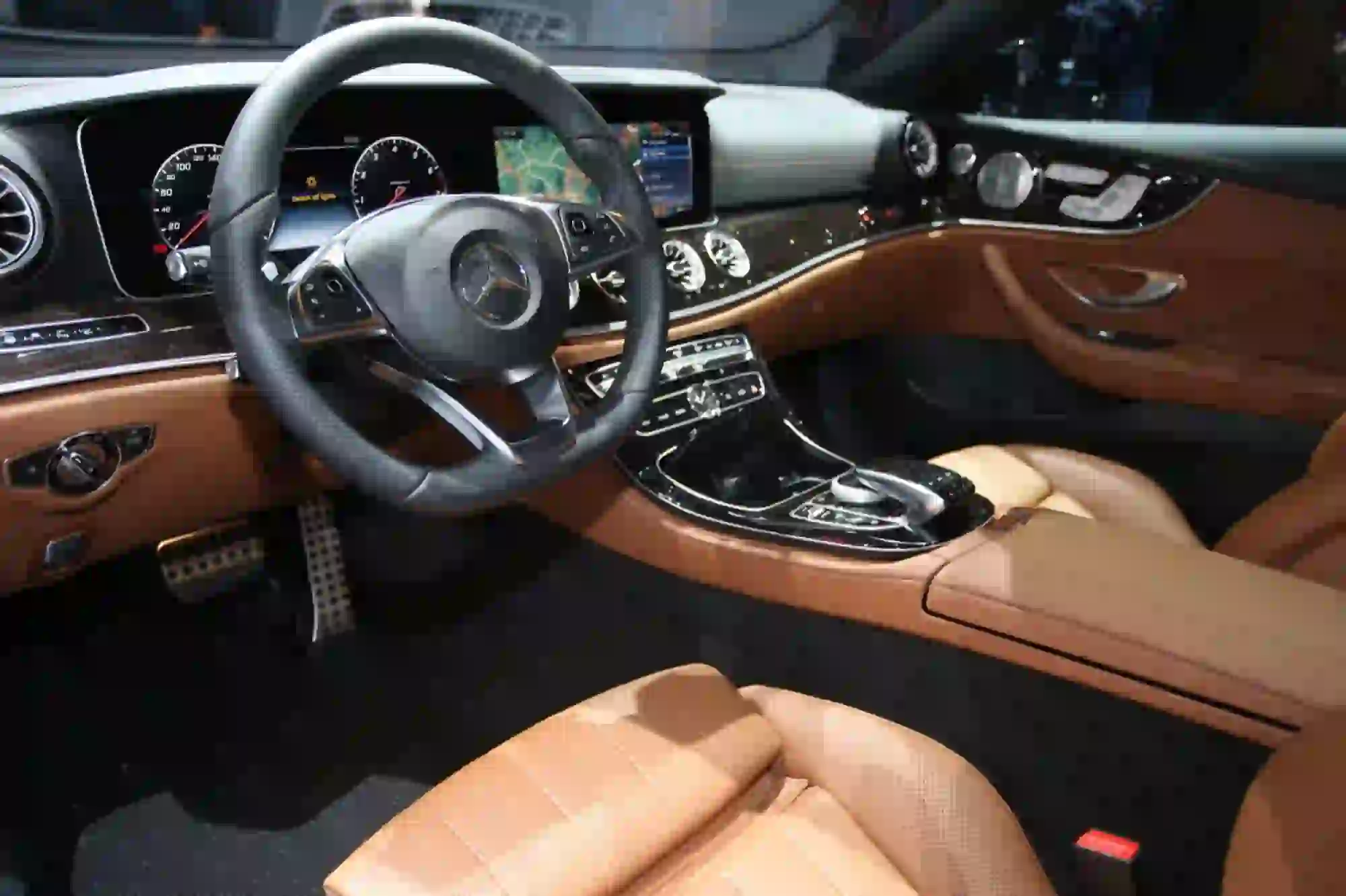Mercedes Classe E Coupe Foto Live - Salone di Ginevra 2017 - 2