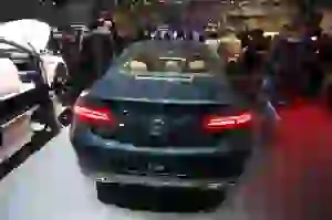 Mercedes Classe E Coupe Foto Live - Salone di Ginevra 2017