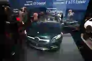 Mercedes Classe E Coupe Foto Live - Salone di Ginevra 2017