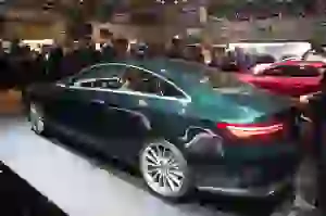 Mercedes Classe E Coupe Foto Live - Salone di Ginevra 2017