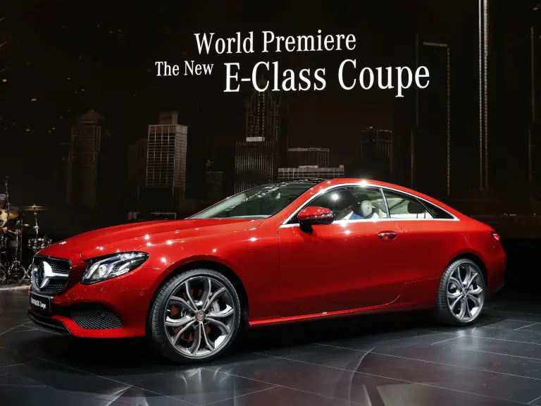 Mercedes Classe E Coupe MY 2017 - Salone di Detroit 2017 - 1