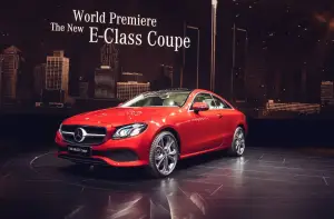 Mercedes Classe E Coupe MY 2017 - Salone di Detroit 2017 - 6