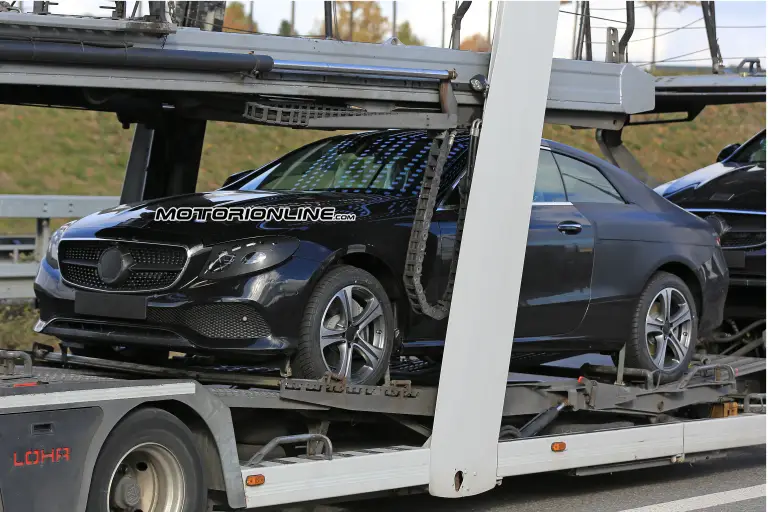 Mercedes Classe E Coupè MY 2018 foto spia 4 novembre 2016 - 3