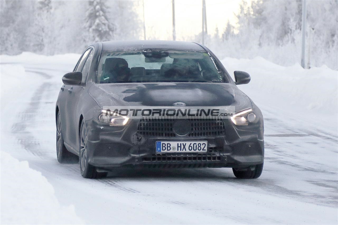Mercedes Classe E facelift - Foto spia 1-2-2019