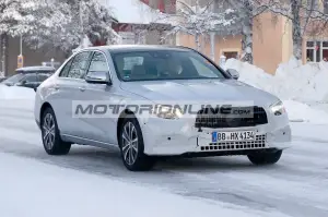 Mercedes Classe E facelift - foto spia 14-12-2018