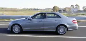 Mercedes Classe E Model Year 2012 - 21