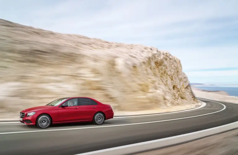 Mercedes Classe E MY 2016 - nuova galleria  - 15