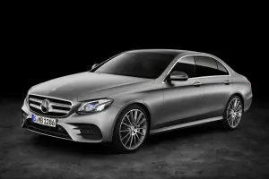 Mercedes Classe E MY 2017 - Foto leaked - 1