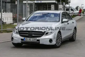 Mercedes Classe E MY 2017 - Foto spia 07-09-2015