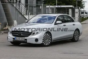 Mercedes Classe E MY 2017 - Foto spia 07-09-2015