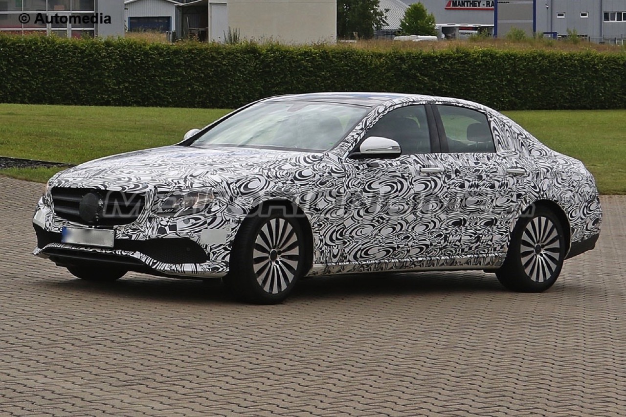 Mercedes Classe E MY 2017 - Foto spia 25-06-2015