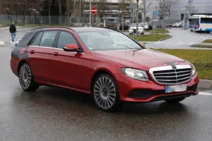 Mercedes Classe E MY 2017 - Foto spia 31-03-2016