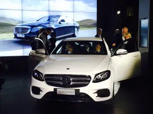 Mercedes Classe E MY2016 - anteprima a Milano - 13