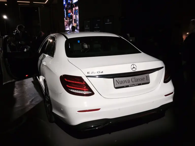 Mercedes Classe E MY2016 - anteprima a Milano - 9