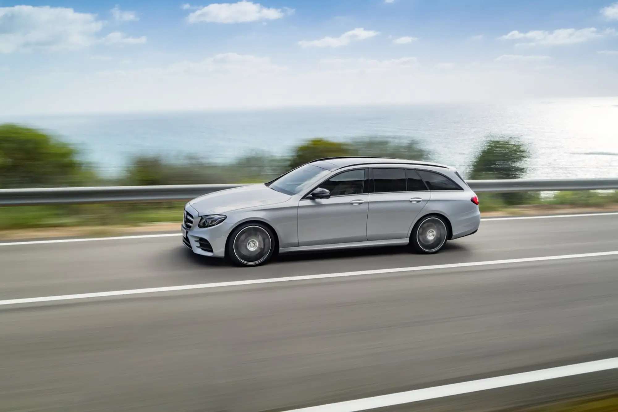 Mercedes Classe E station wagon MY 2017 - 52