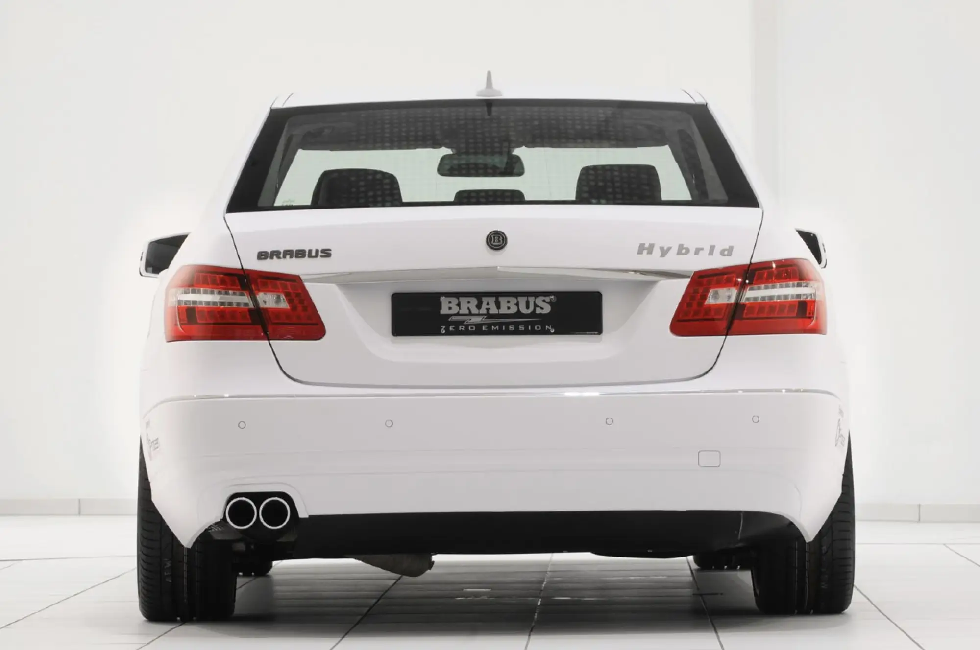 Mercedes Classe E Technology Project Hybrid by Brabus - 6