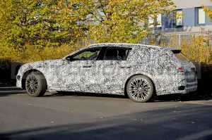Mercedes Classe E Wagon 2024 - Foto Spia 17-10-2022 - 4