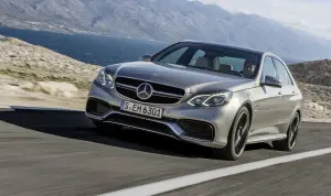 Mercedes Classe E - 21