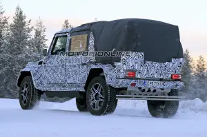 Mercedes Classe G 500 4×4 Pick Up foto spia 17 gennaio 2017 - 4