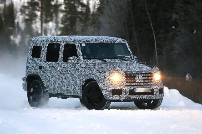 Mercedes Classe G e AMG G 63 - Foto spia 14-12-2016 - 3