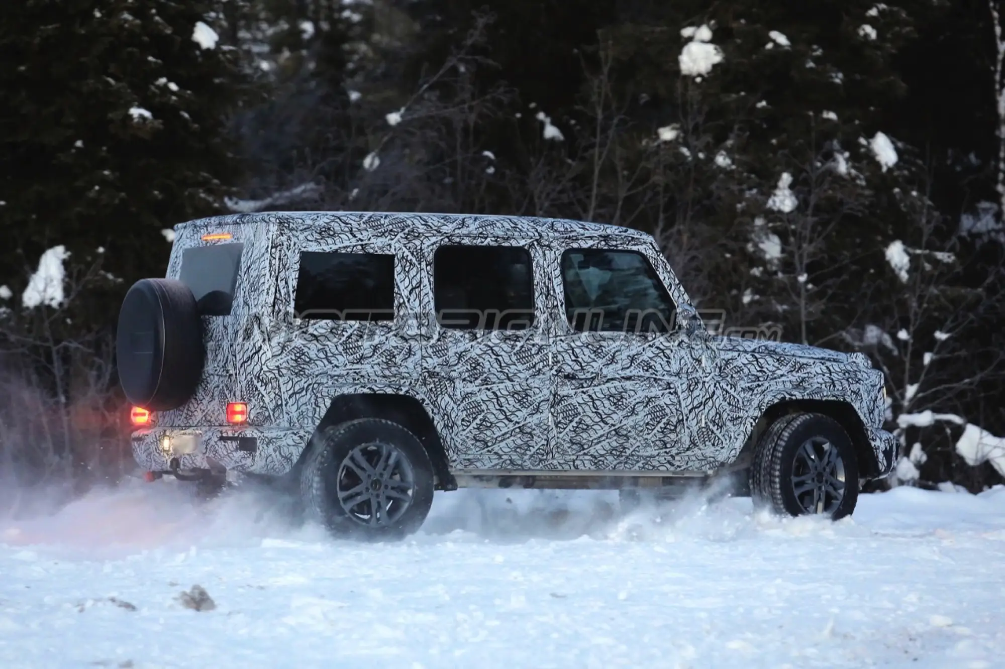 Mercedes Classe G e AMG G 63 - Foto spia 14-12-2016 - 10