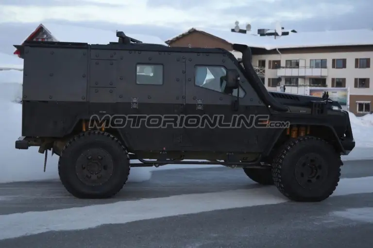 Mercedes Classe G LAPV - Foto spia 06-02-2016 - 5