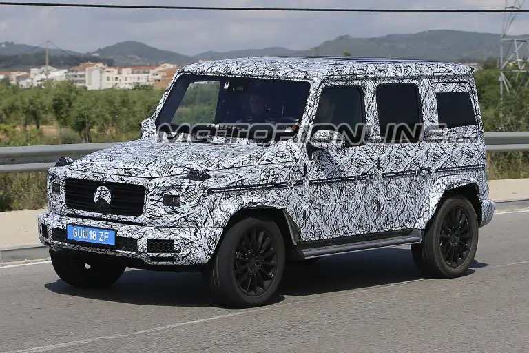 Mercedes Classe G MY 2017 foto spia 25 Maggio 2017 - 2