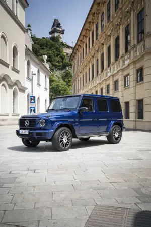 Mercedes Classe G Stronger Than Time